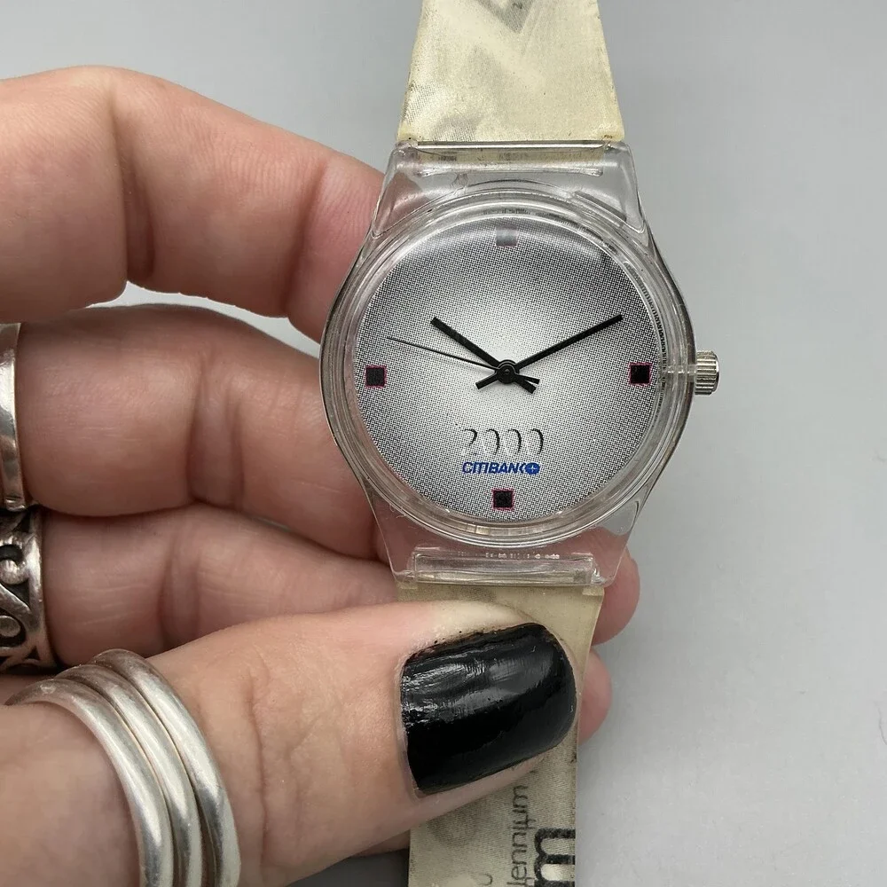 Vintage Citibank Millennium 2000 Mens Watch 34mm White Band New Battery